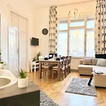 Budapest Homebase 3Bedrs 2Baths Jewish Quarter