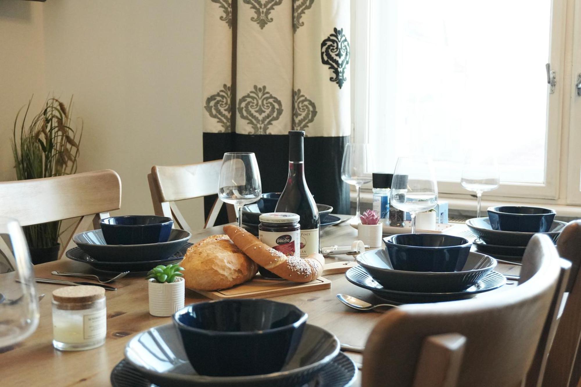 Homebase 3bedrs 2baths Jewish Quarter Apartment