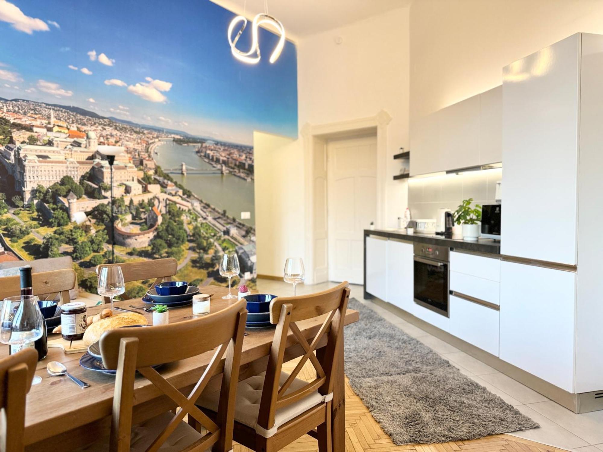 Apartment Homebase 3bedrs 2baths Jewish Quarter *