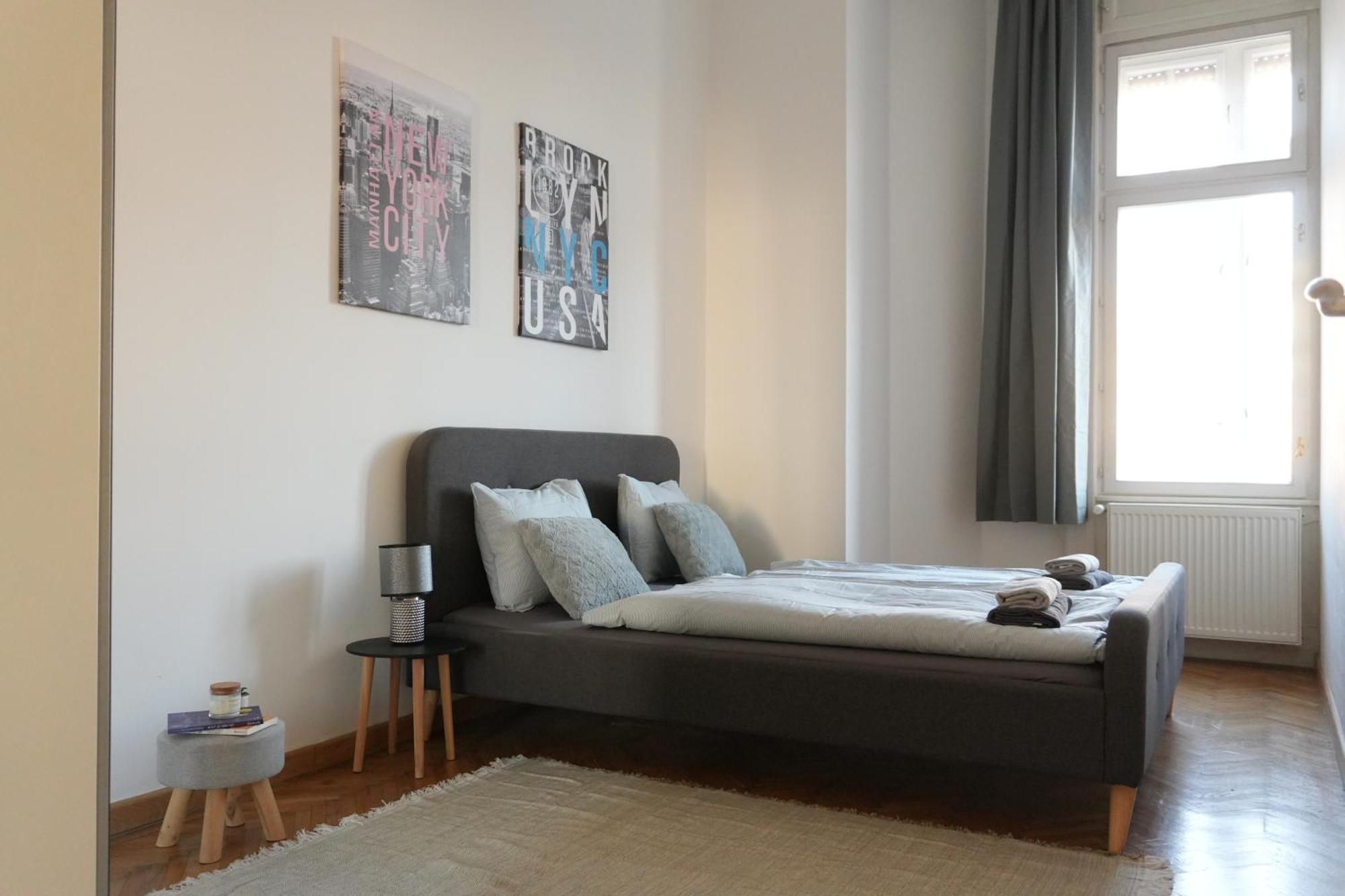 Homebase 3bedrs 2baths Jewish Quarter *