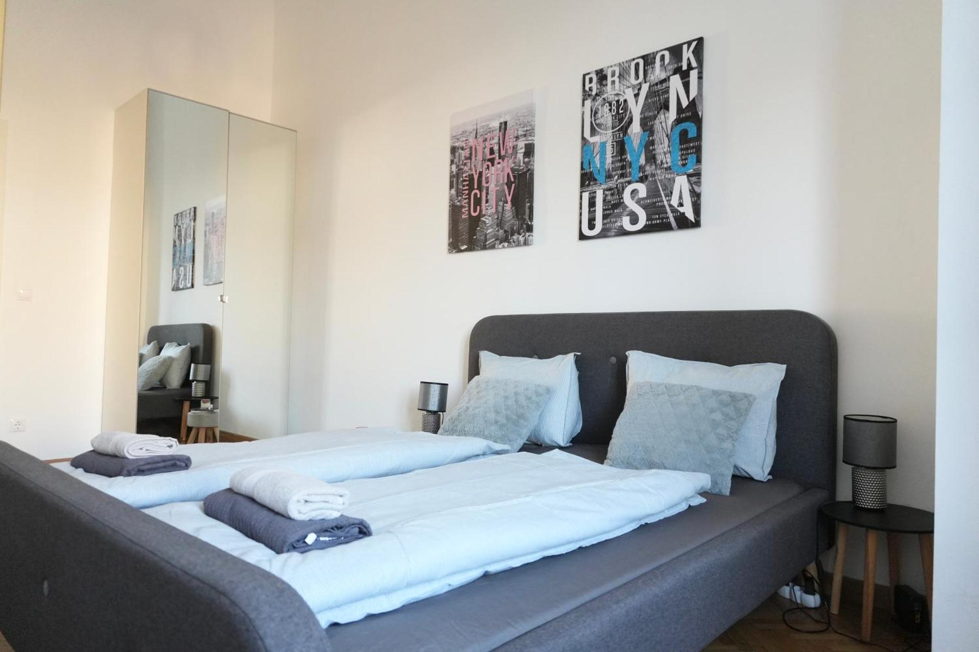 Apartment Homebase 3bedrs 2baths Jewish Quarter *