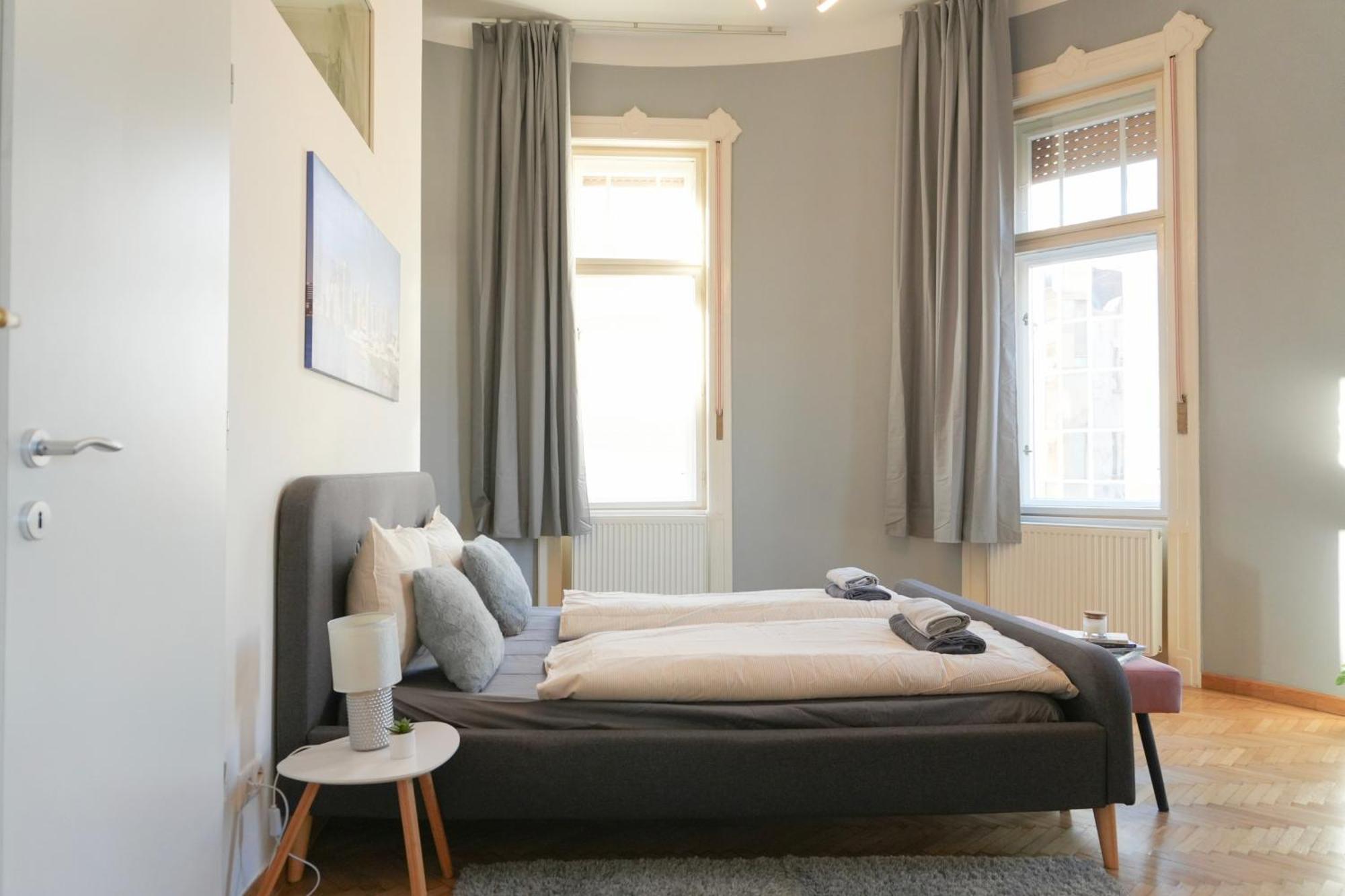 Homebase 3bedrs 2baths Jewish Quarter Apartment Budapest