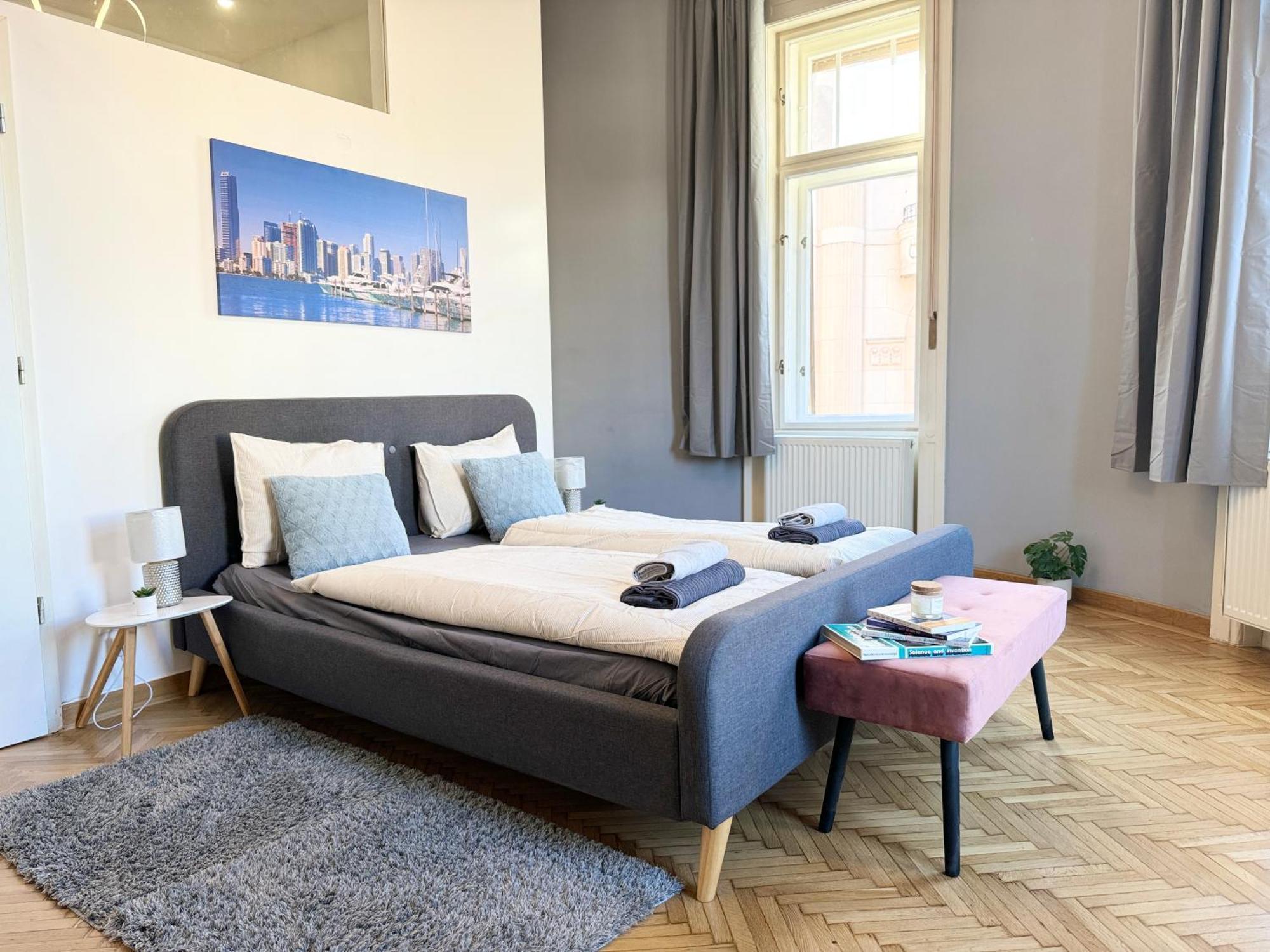 Apartment Homebase 3bedrs 2baths Jewish Quarter *