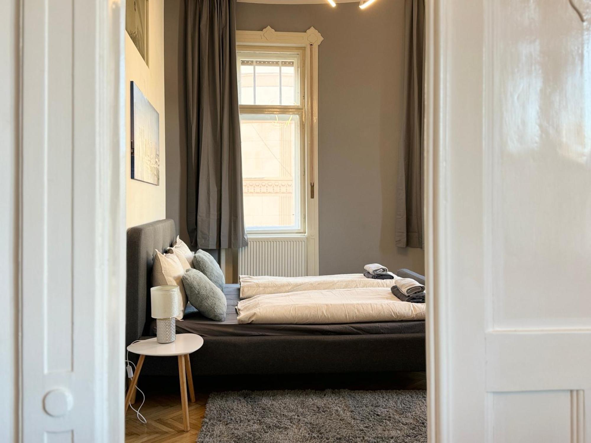 Homebase 3bedrs 2baths Jewish Quarter * Budapest